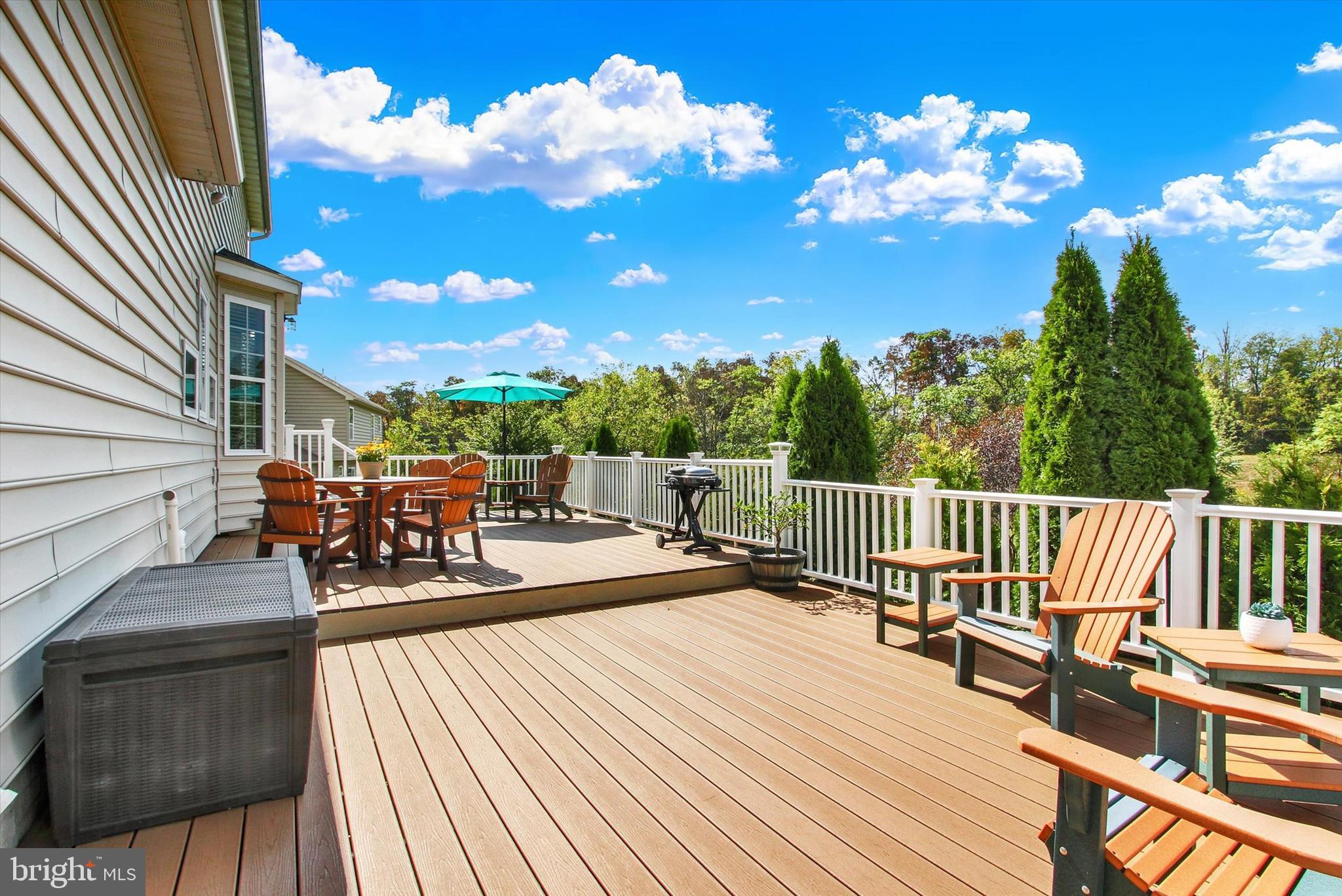 118 Fairplay Road Gettysburg, PA 17325 - Photo 32 of 43 a view of a chairs and tables in the balcony