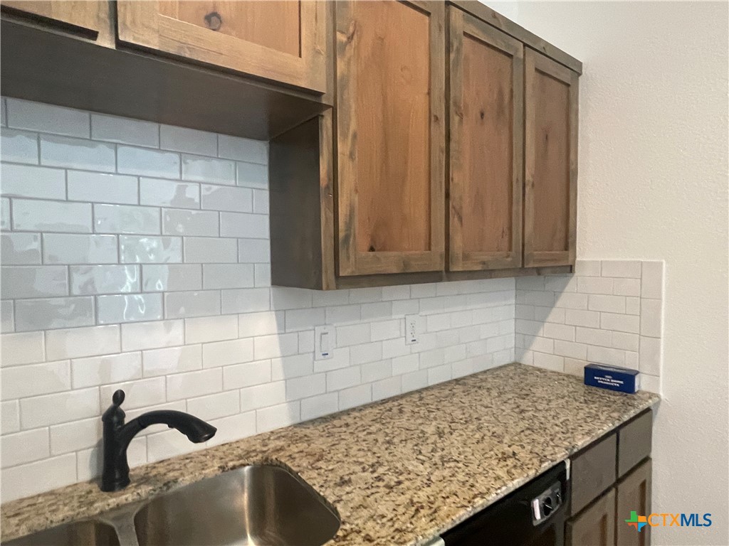 2408 Duntov Drive Temple, TX 76504 - Photo 10 of 41 a view of a kitchen