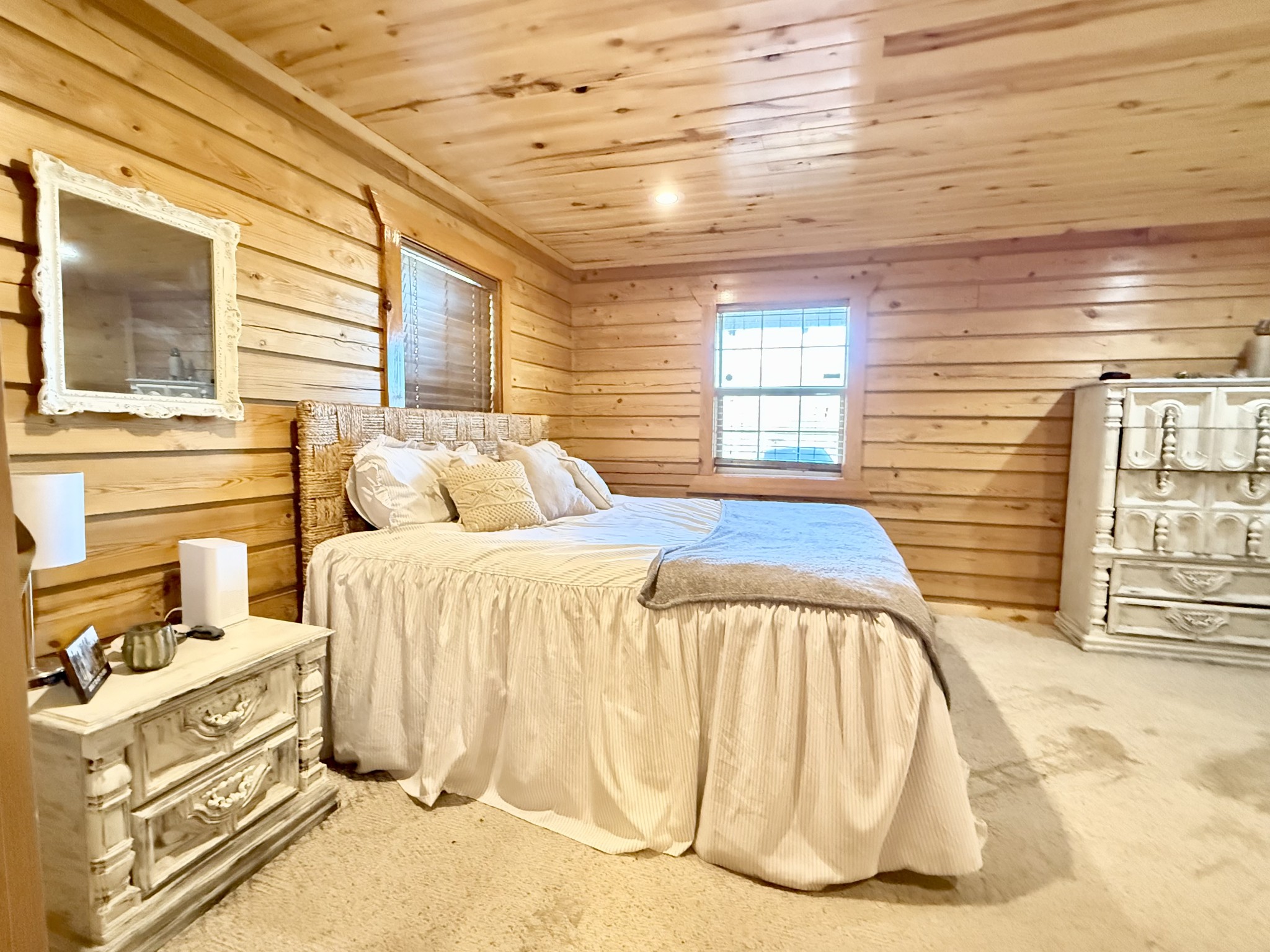 6843 Rabbit Creek Road Buchanan, TN 38222 - Photo 26 of 61 a bedroom with a bed and a window