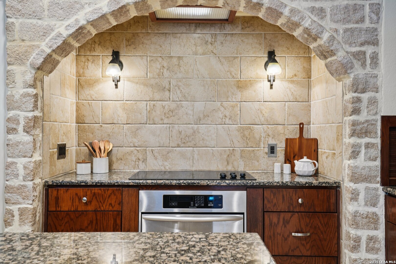 9816 Bode Circle Garden Ridge, TX 78266 - Photo 15 of 47