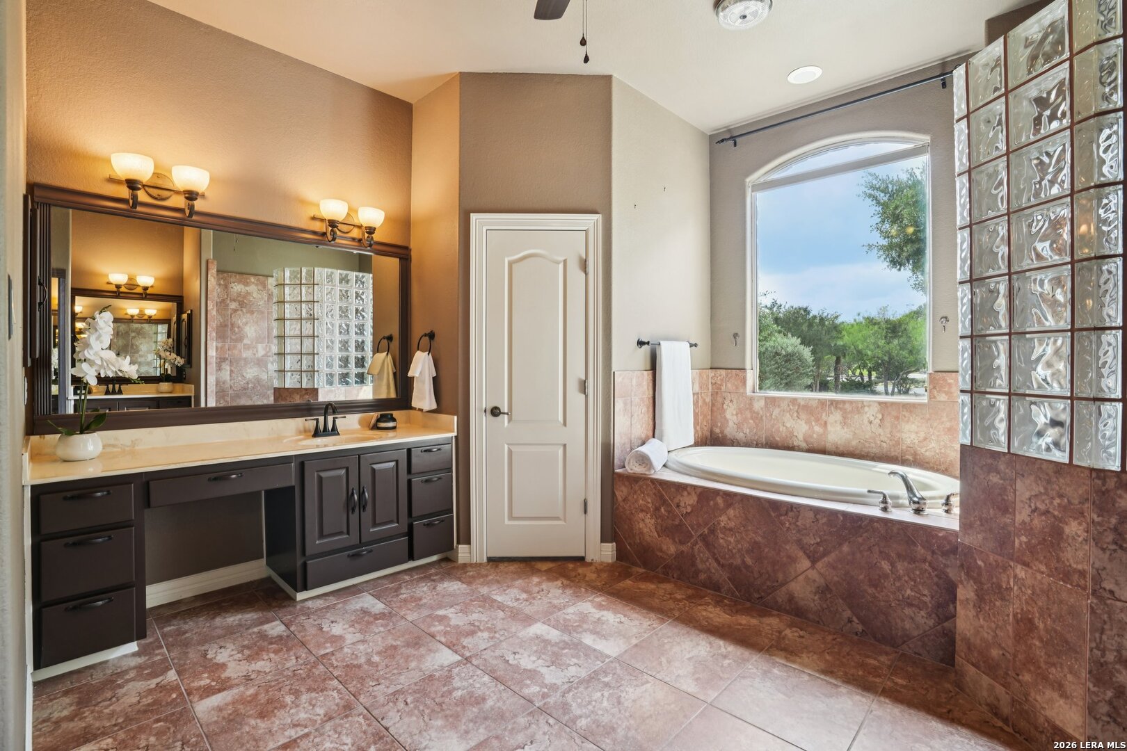 9816 Bode Circle Garden Ridge, TX 78266 - Photo 19 of 47