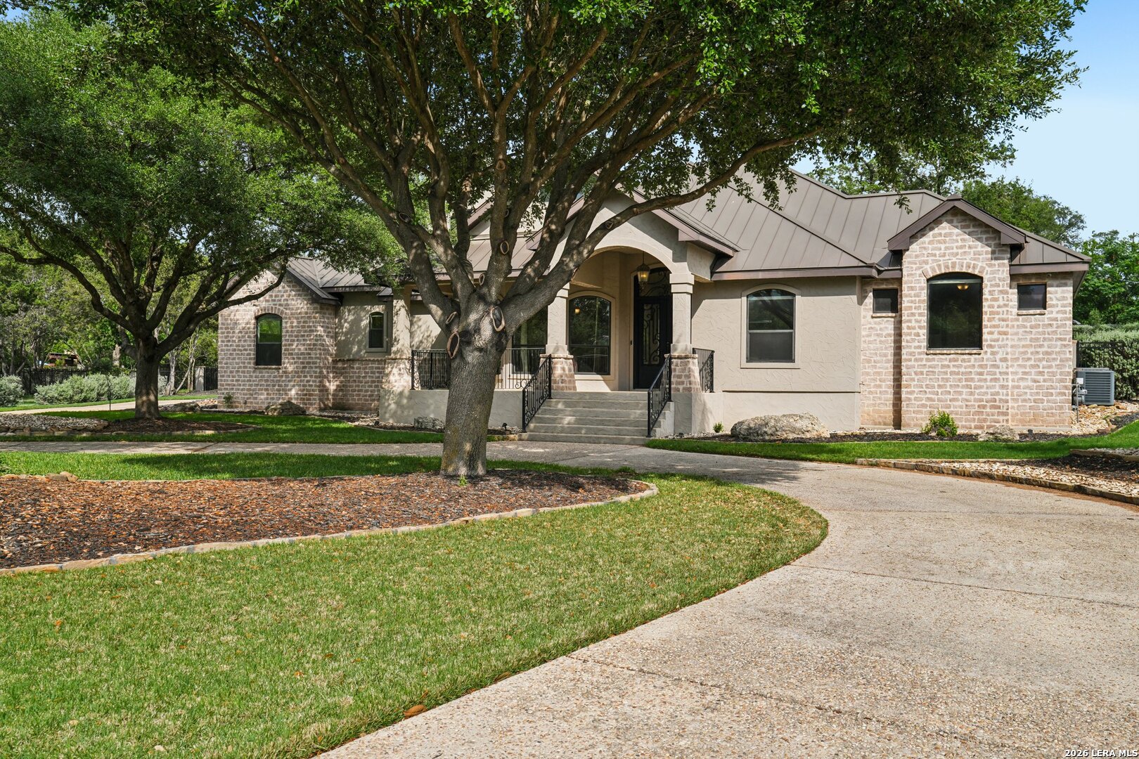 9816 Bode Circle Garden Ridge, TX 78266 - Photo 2 of 47