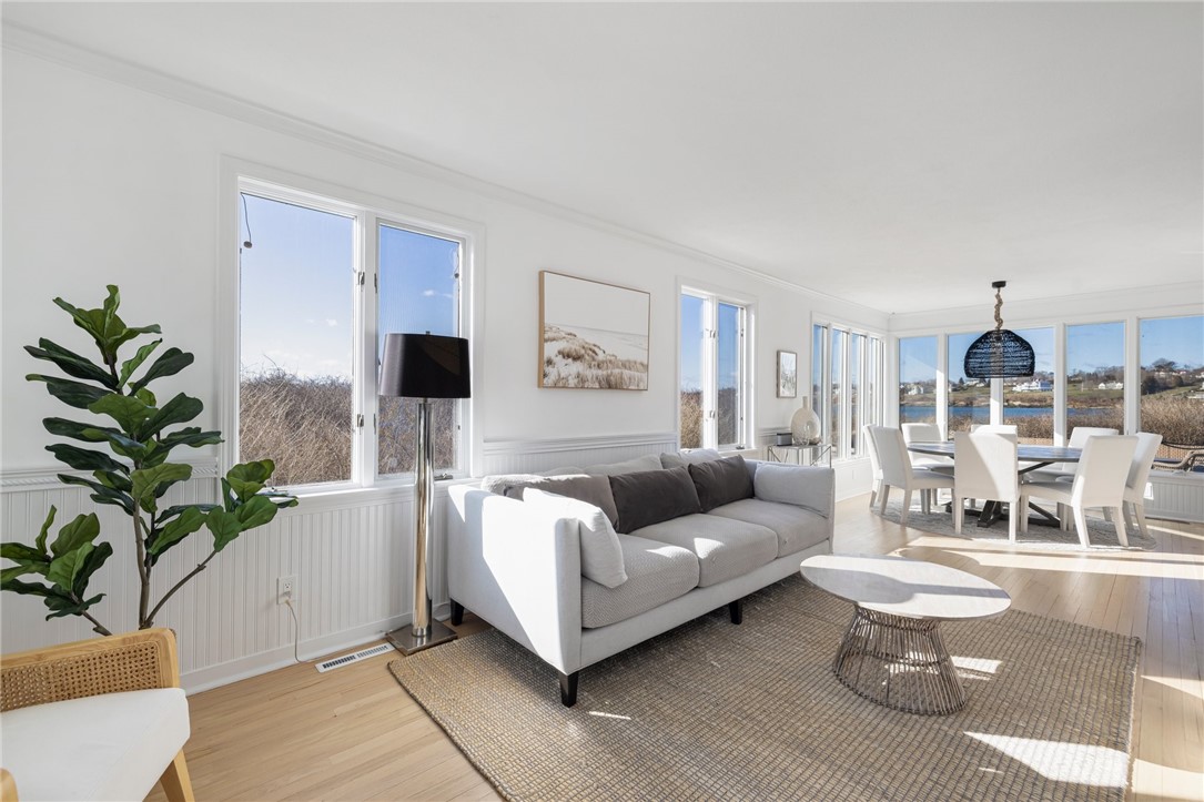 13 Dunes Road Narragansett, RI 02882 - Photo 13 of 47