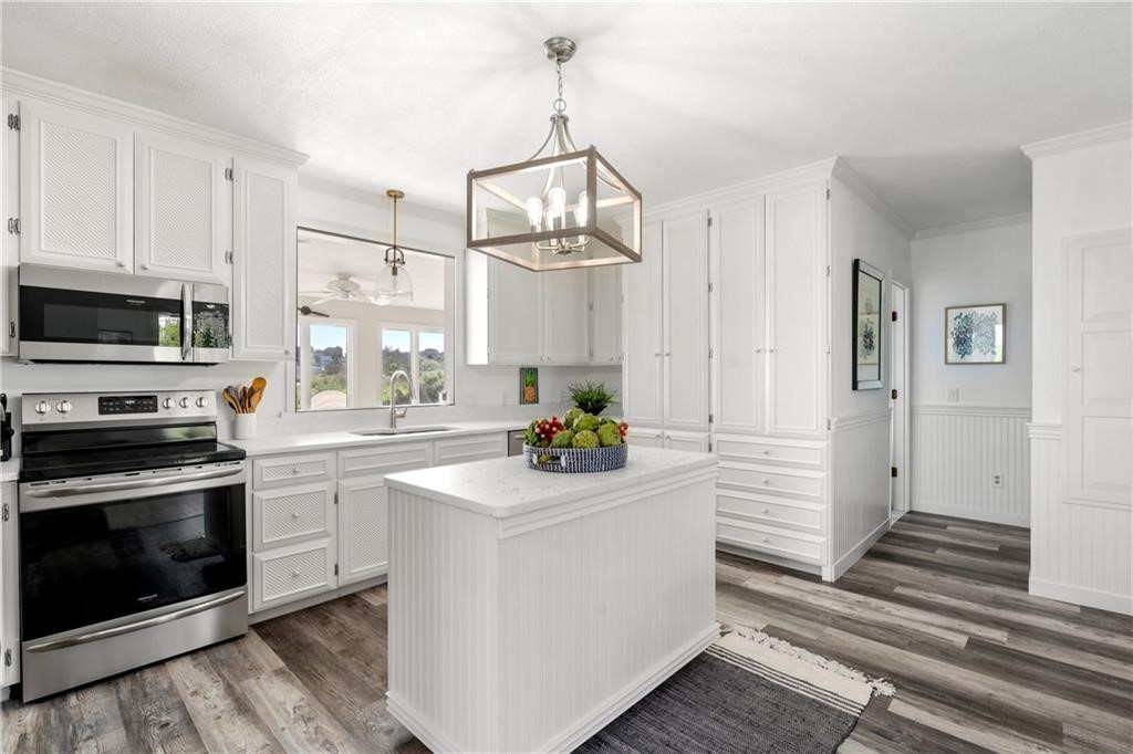 13 Dunes Road Narragansett, RI 02882 - Photo 18 of 47