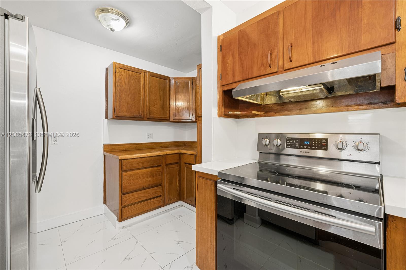 7135 Southwest 19th Street Miami, FL 33155 - Photo 8 of 29 Gallery Image 8