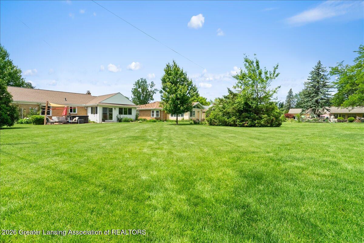 1727 Wellington Road Lansing, MI 48910 - Photo 29 of 46 37-Media Jett - 38