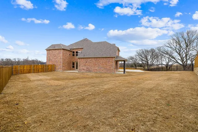 $6,495 | 310 Greystone Court, Sunnyvale, TX 75182
