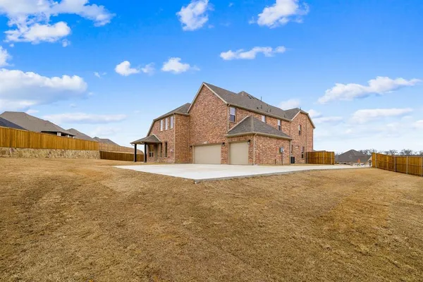 $4,999 | 310 Greystone Court, Sunnyvale, TX 75182