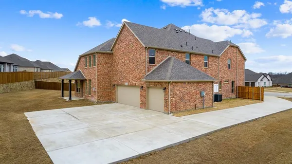 $4,999 | 310 Greystone Court, Sunnyvale, TX 75182