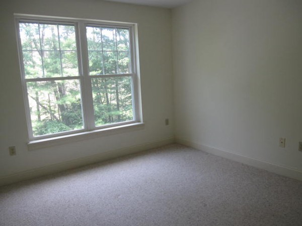 7 Crescent Way, Unit 210 Sturbridge, MA 01518 - Photo 7 of 16