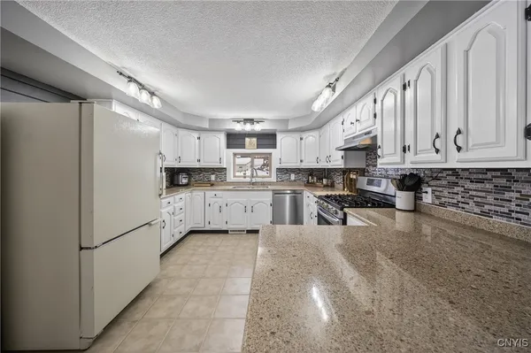 $249,500 | 2051 Harwood Drive, Sandy Creek, NY 13145