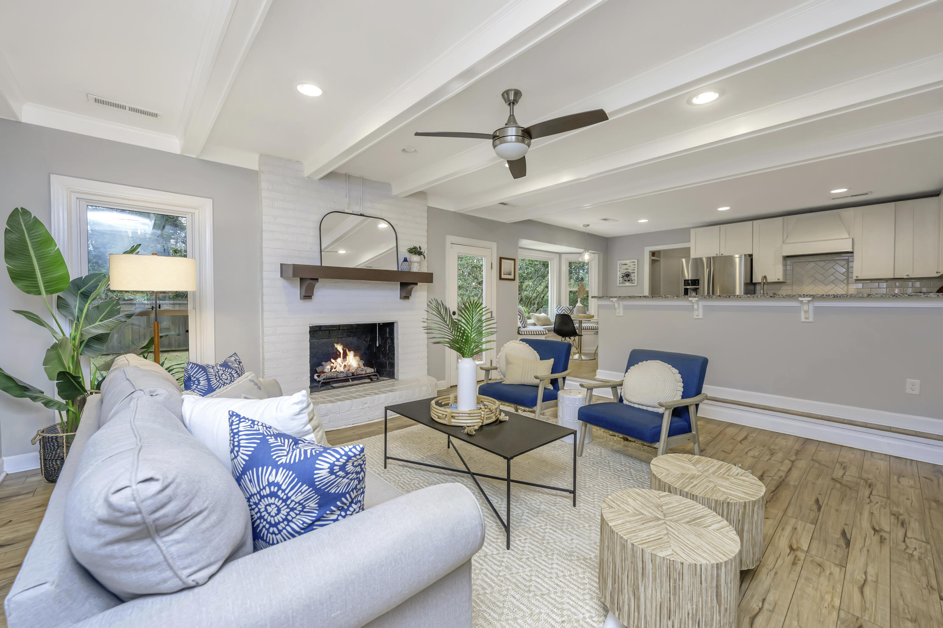 1003 Harbortowne Road Charleston, SC 29412 - Photo 13 of 50 1003HarbortowneRd015