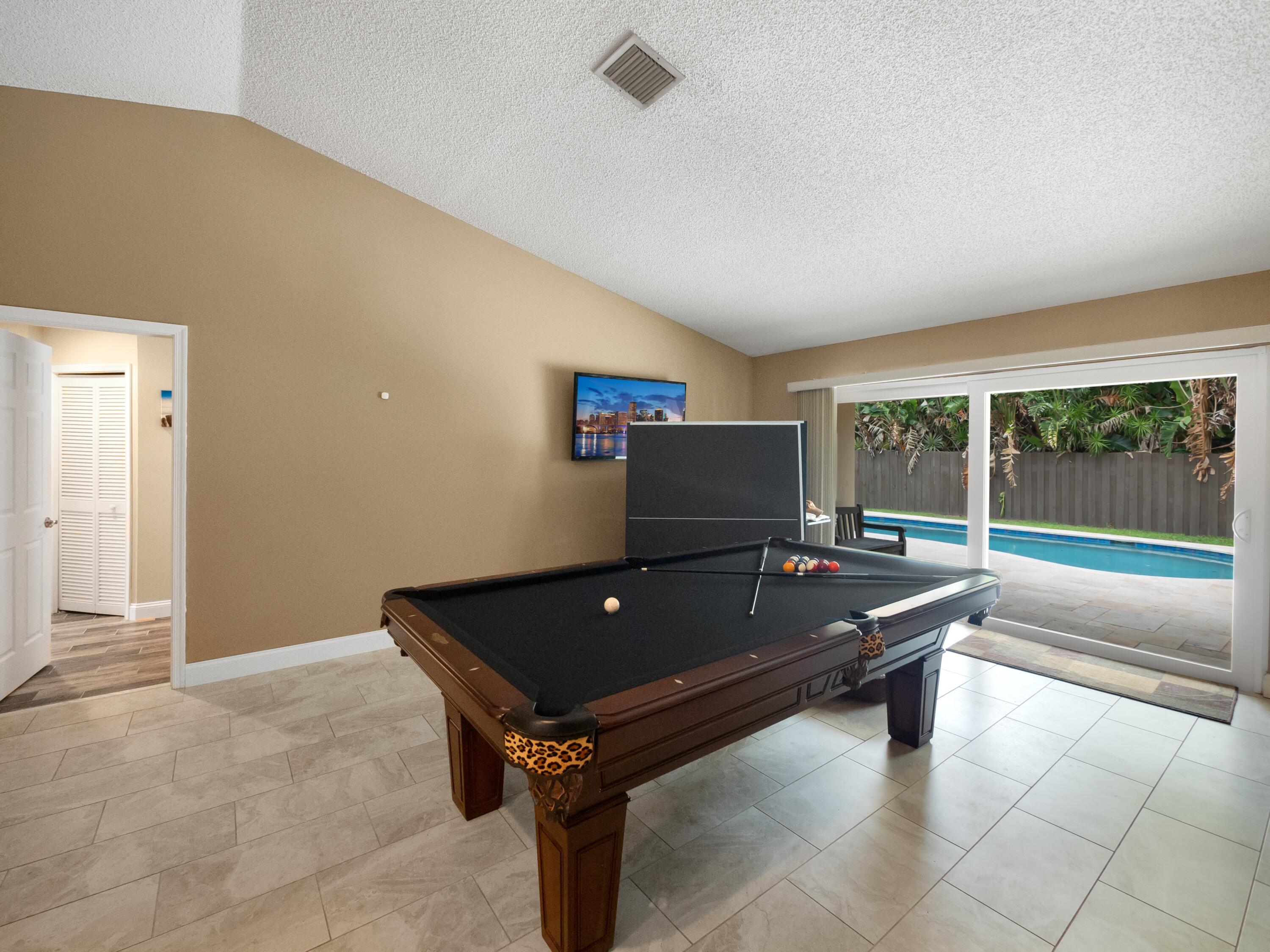 23393 Lago Mar Circle Boca Raton, FL 33433 - Photo 3 of 23 8-print-008