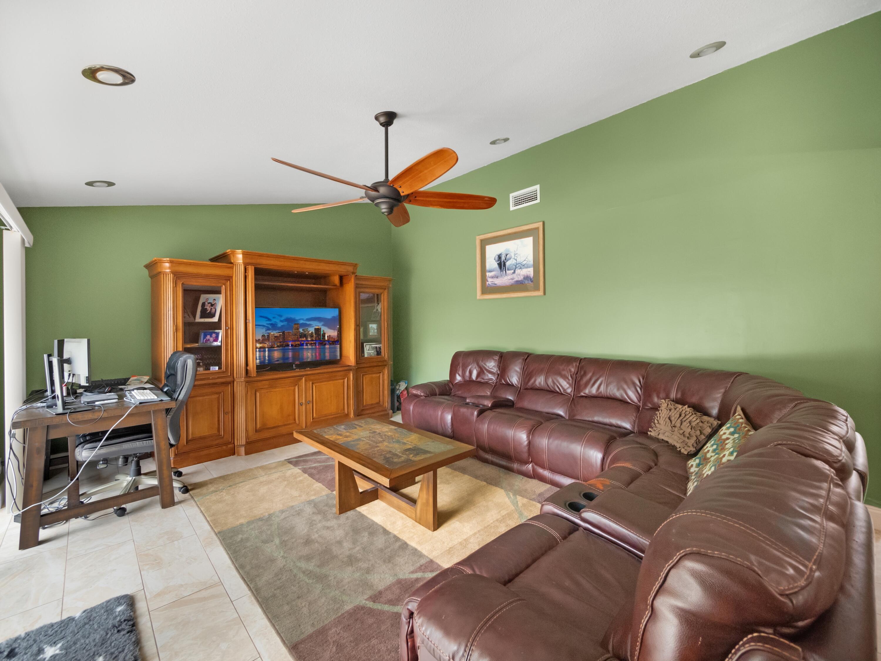 23393 Lago Mar Circle Boca Raton, FL 33433 - Photo 9 of 23 13-print-013