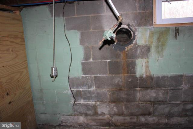 105 Springhouse Road Shippensburg, PA 17257 - Photo 12 of 14 Basement Missing Furnace