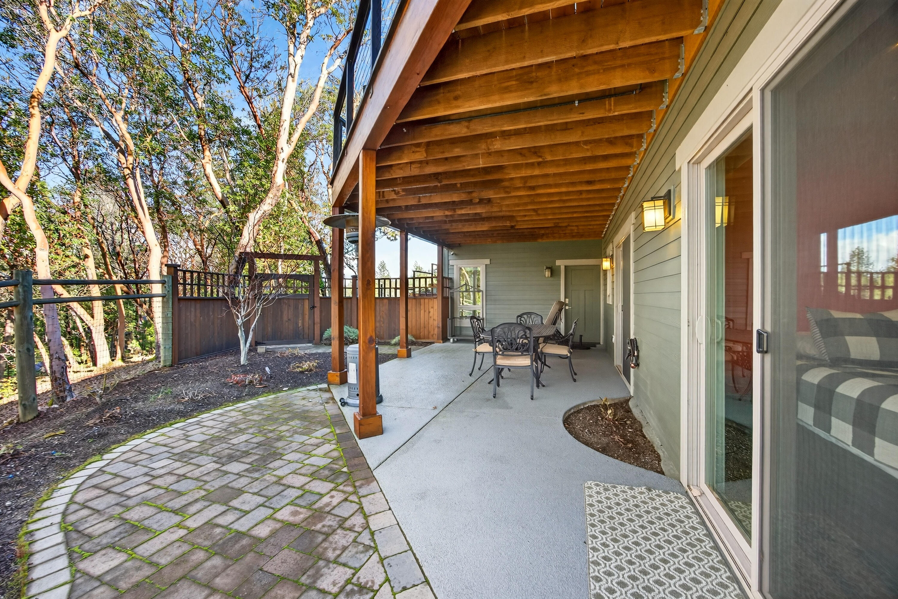 930 Granite Ridge Circle Jacksonville, OR 97530 - Photo 61 of 79 Guest Quarters Patio