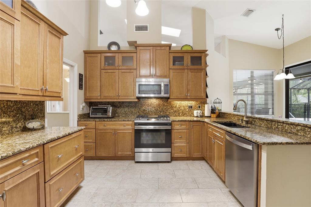 4441 Southwest 85 Way Gainesville, FL 32608 - Photo 22 of 76