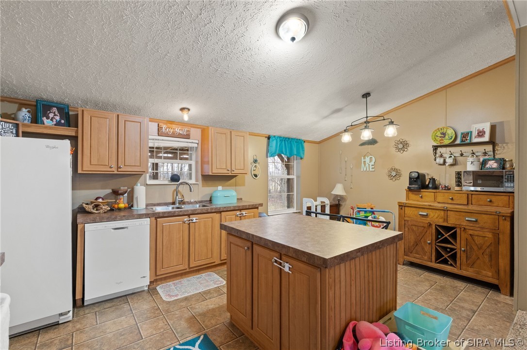 7190 Elizabeth New Middletown Road Southeast Elizabeth, IN 47117 - Photo 21 of 37 Gallery Image 21