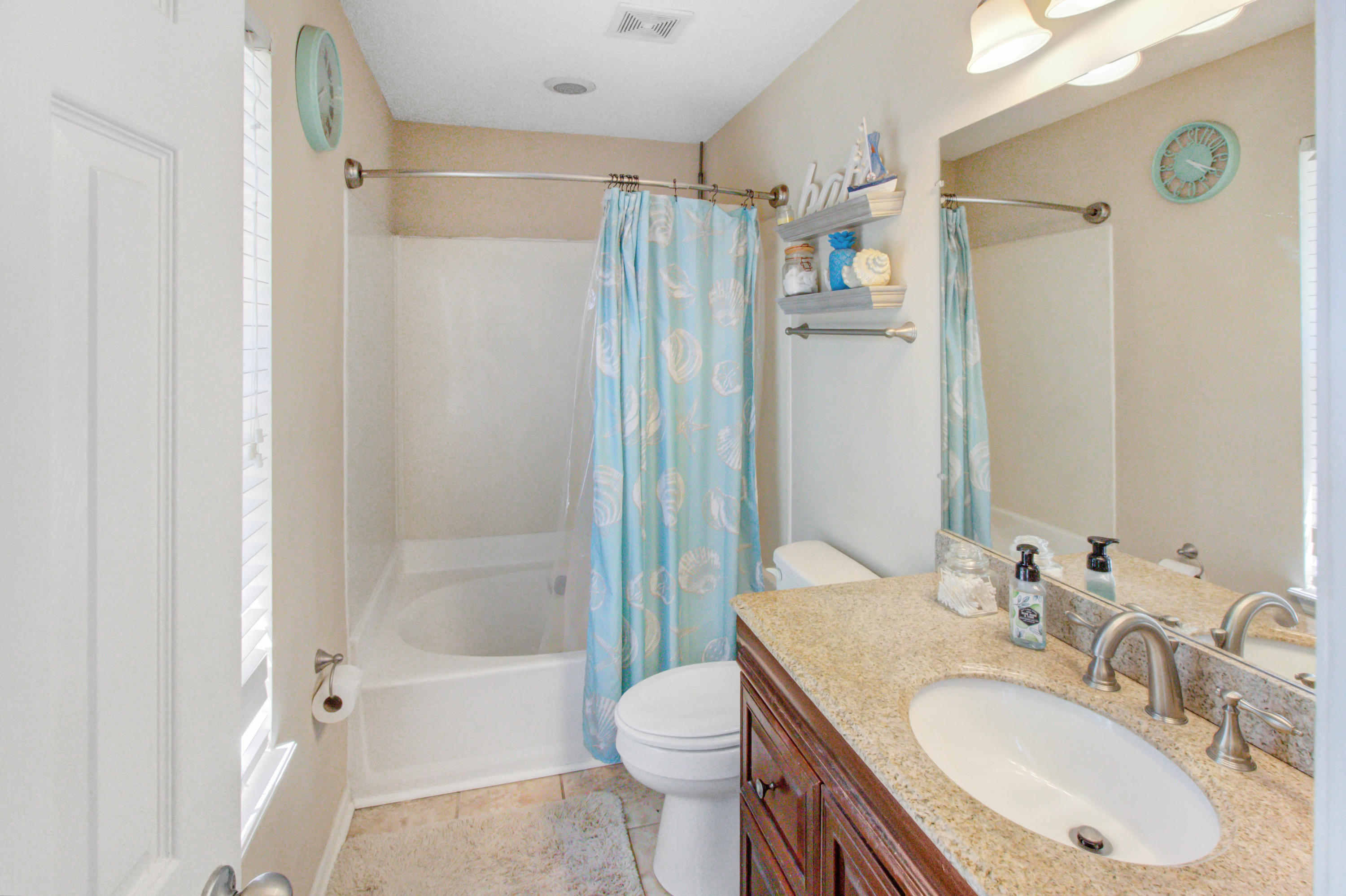 102 Quendon Court Summerville, SC 29485 - Photo 16 of 27 Master Bath