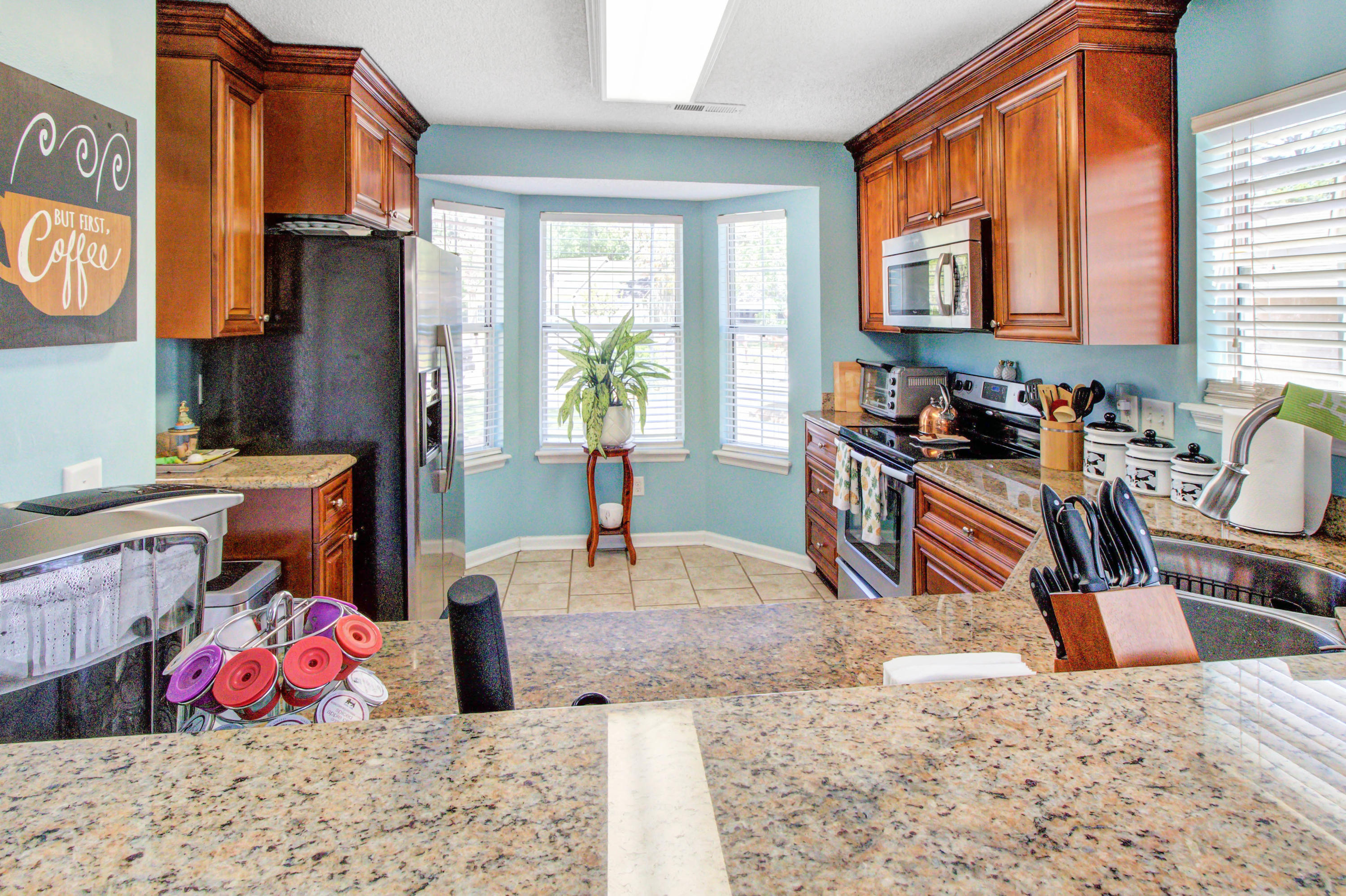 102 Quendon Court Summerville, SC 29485 - Photo 8 of 27 Kitchen