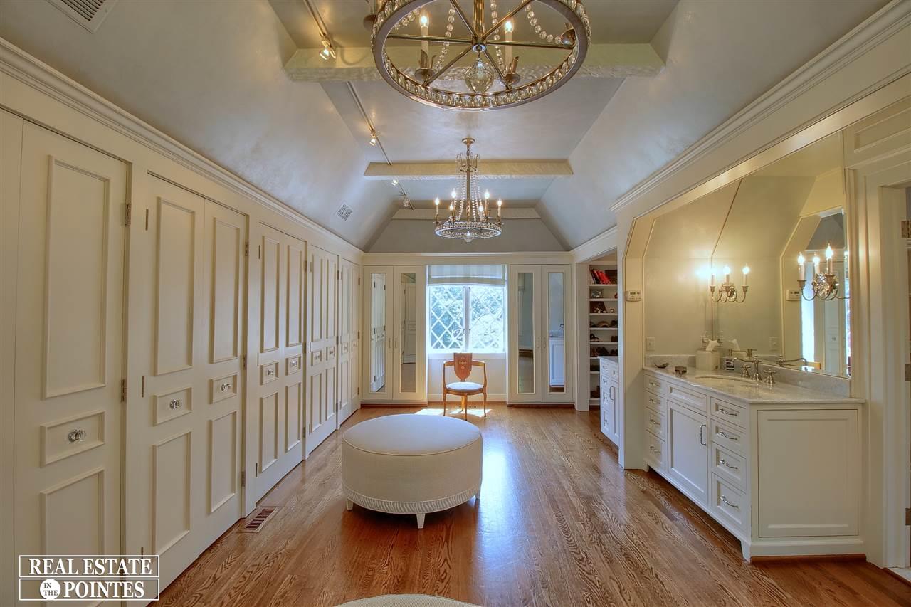154 Cloverly Road Grosse Pointe Farms, MI 48236 - Photo 27 of 52