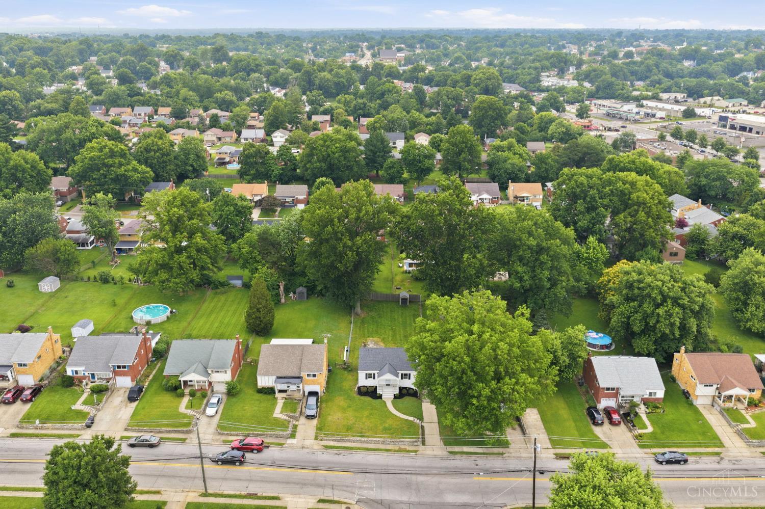 5482 Lawrence Road Cincinnati, OH 45248 - Photo 22 of 25 Gallery Image 22