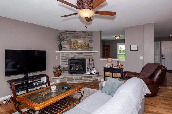 $400,000 | 69218 Sundance Drive, Edwardsburg, MI 49112