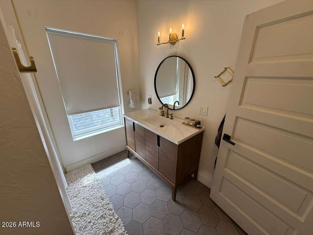 721 East 9th Street Douglas, AZ 85607 - Photo 17 of 23 bath