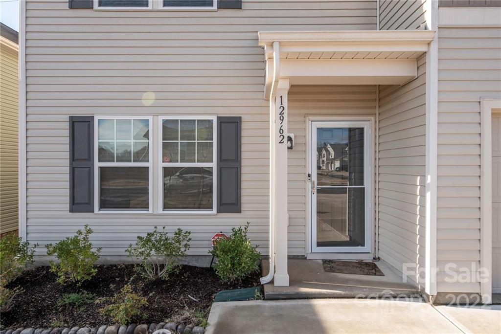 12962 Hill Pine Road Midland, NC 28107 - Photo 4 of 33 Gallery Image 4