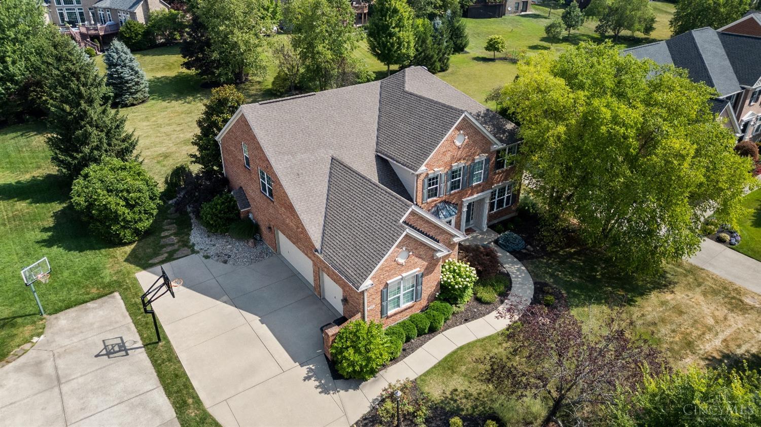 7808 Ingrams Ridge Drive Cincinnati, OH 45244 - Photo 3 of 68