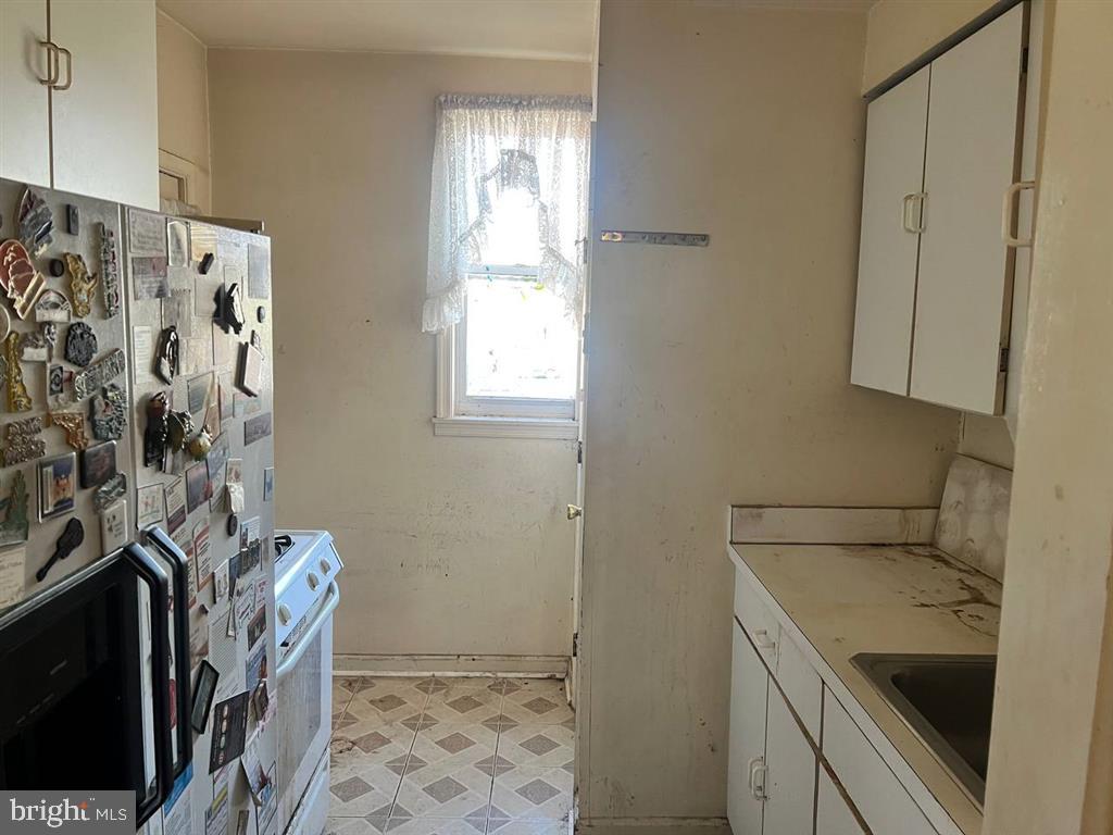 1014 6th Street Northeast Washington, DC 20002 - Photo 6 of 25