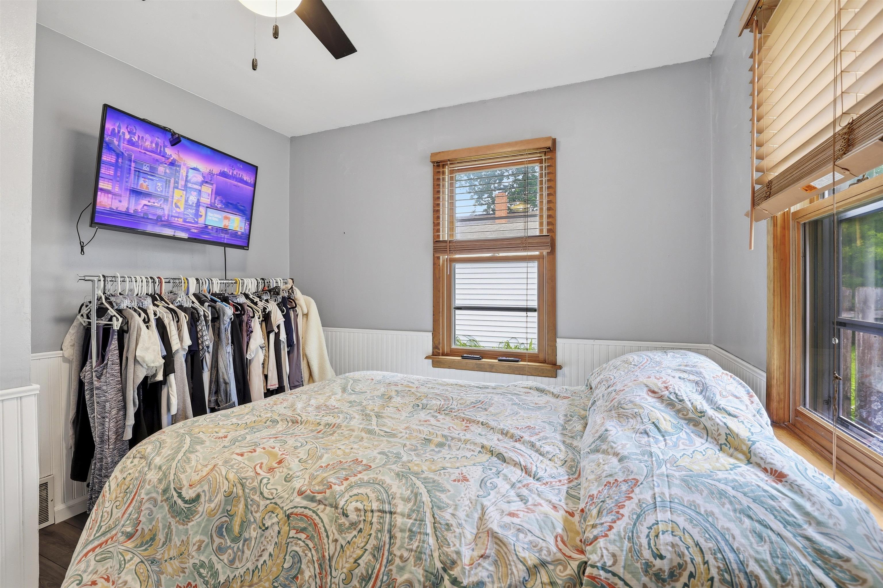 709 East Goodall Street Appleton, WI 54915 - Photo 15 of 28