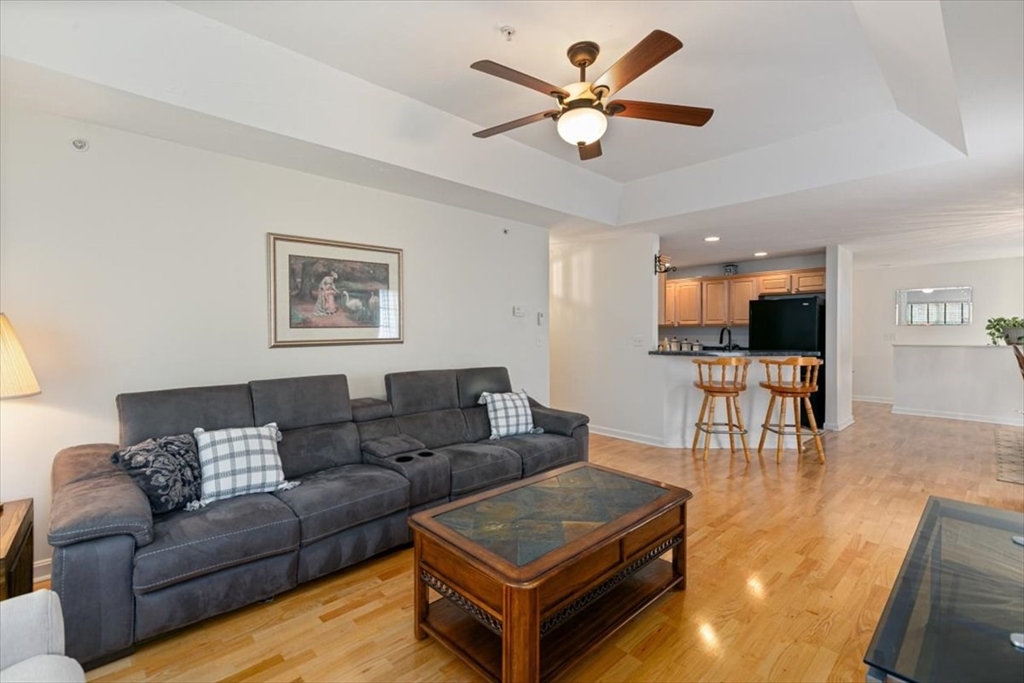249 Salem Street, Unit 4 Reading, MA 01867 - Photo 14 of 38