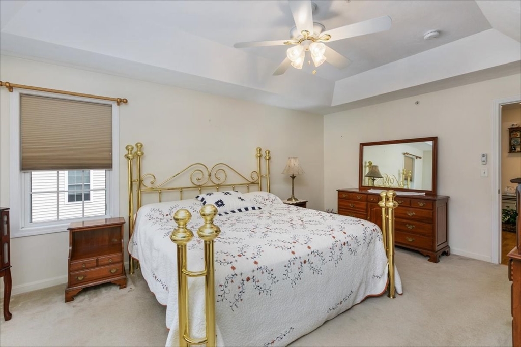 249 Salem Street, Unit 4 Reading, MA 01867 - Photo 16 of 38