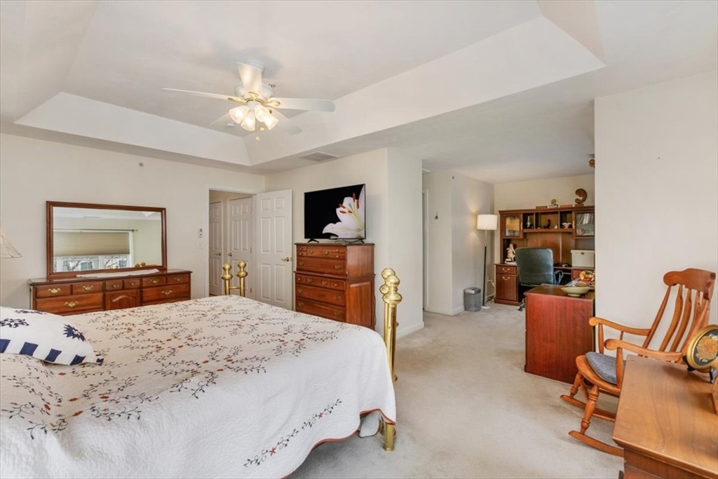 249 Salem Street, Unit 4 Reading, MA 01867 - Photo 18 of 38