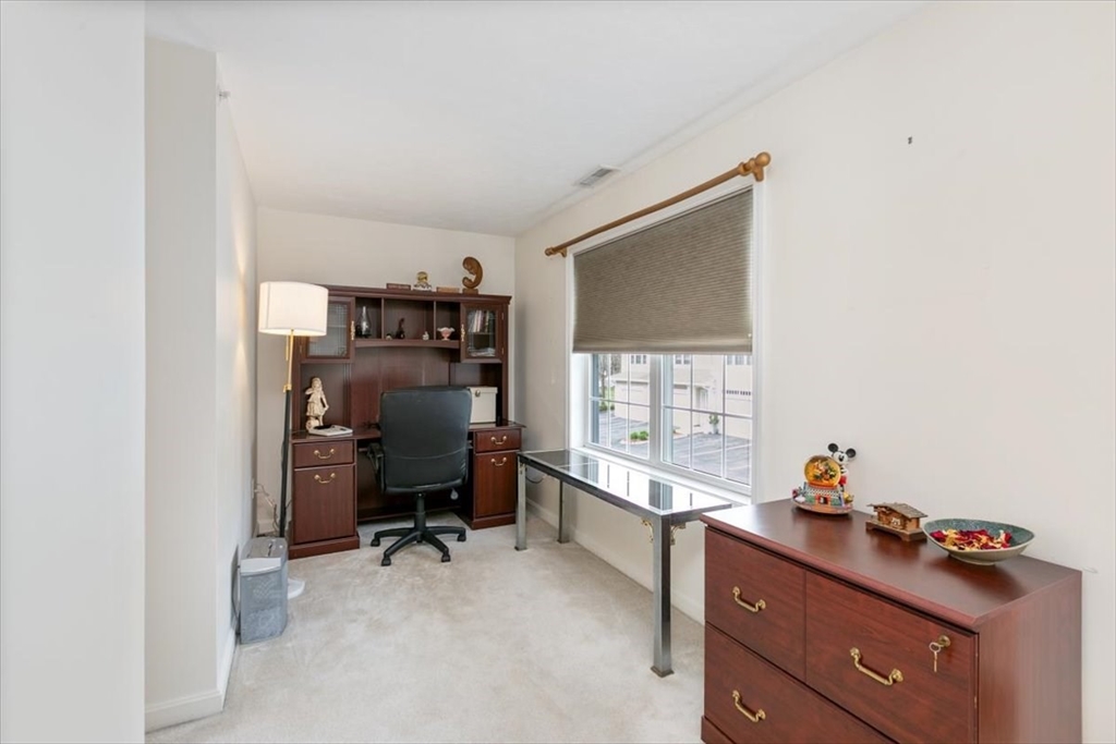 249 Salem Street, Unit 4 Reading, MA 01867 - Photo 20 of 38