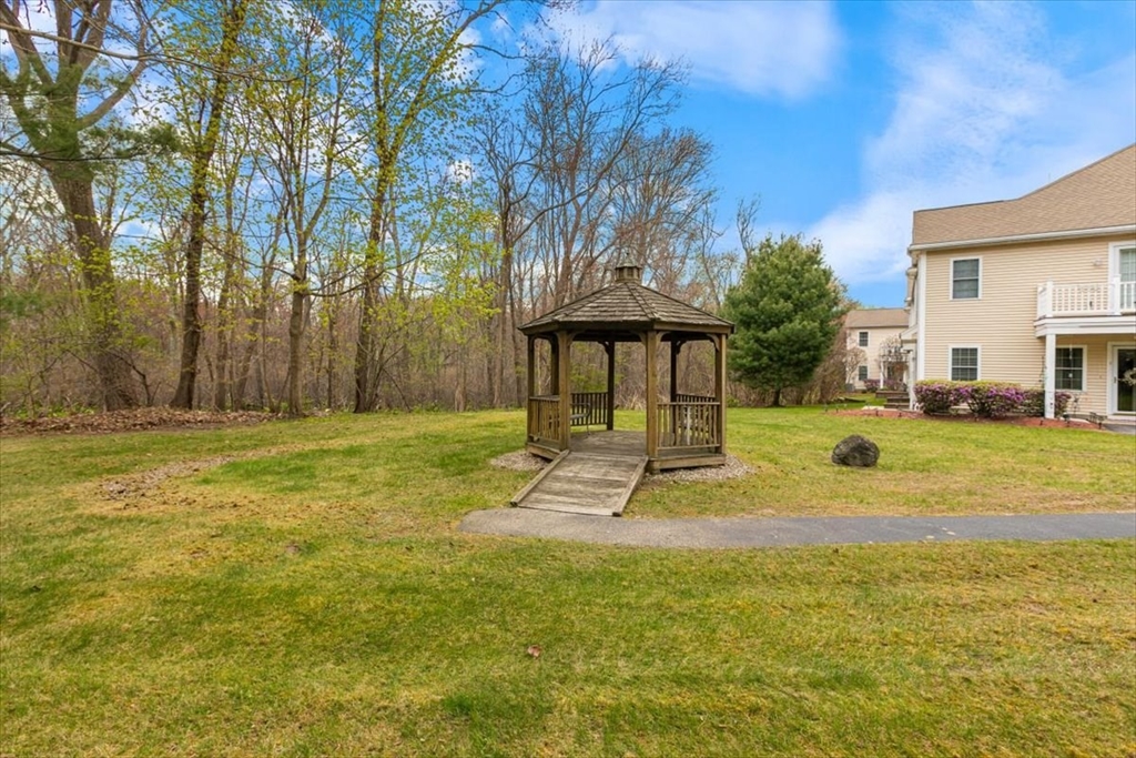 249 Salem Street, Unit 4 Reading, MA 01867 - Photo 36 of 38