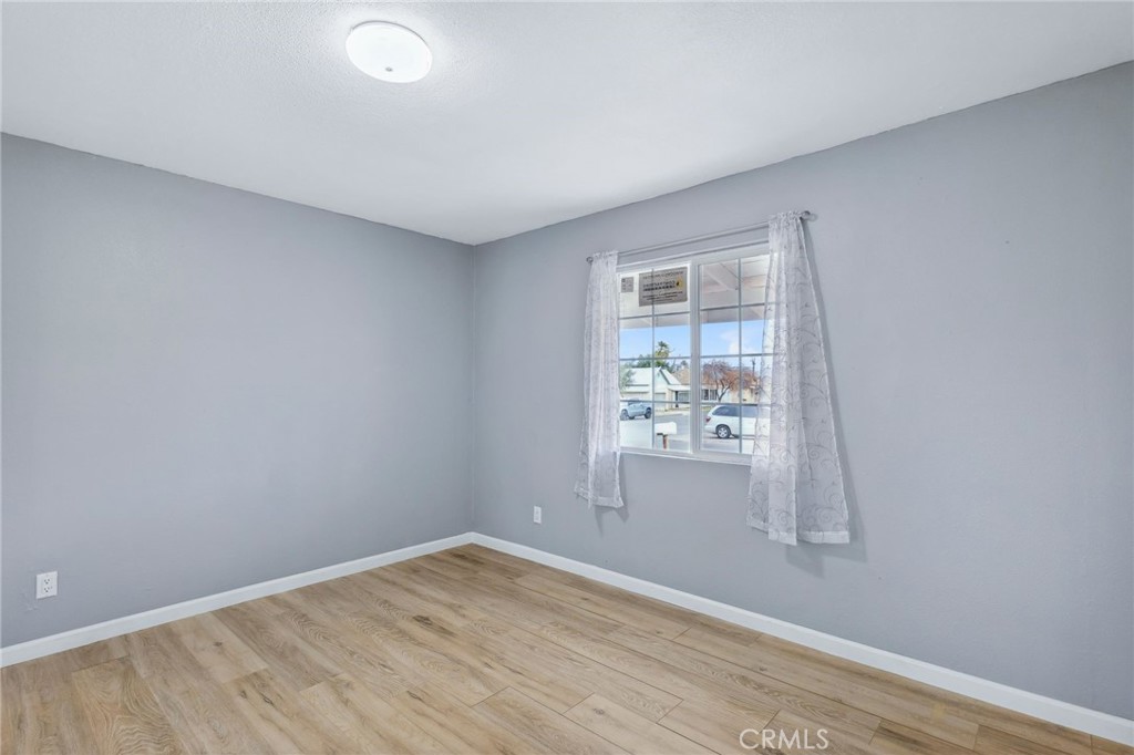 501 B Street Needles, CA 92363 - Photo 22 of 32 an empty room with windows