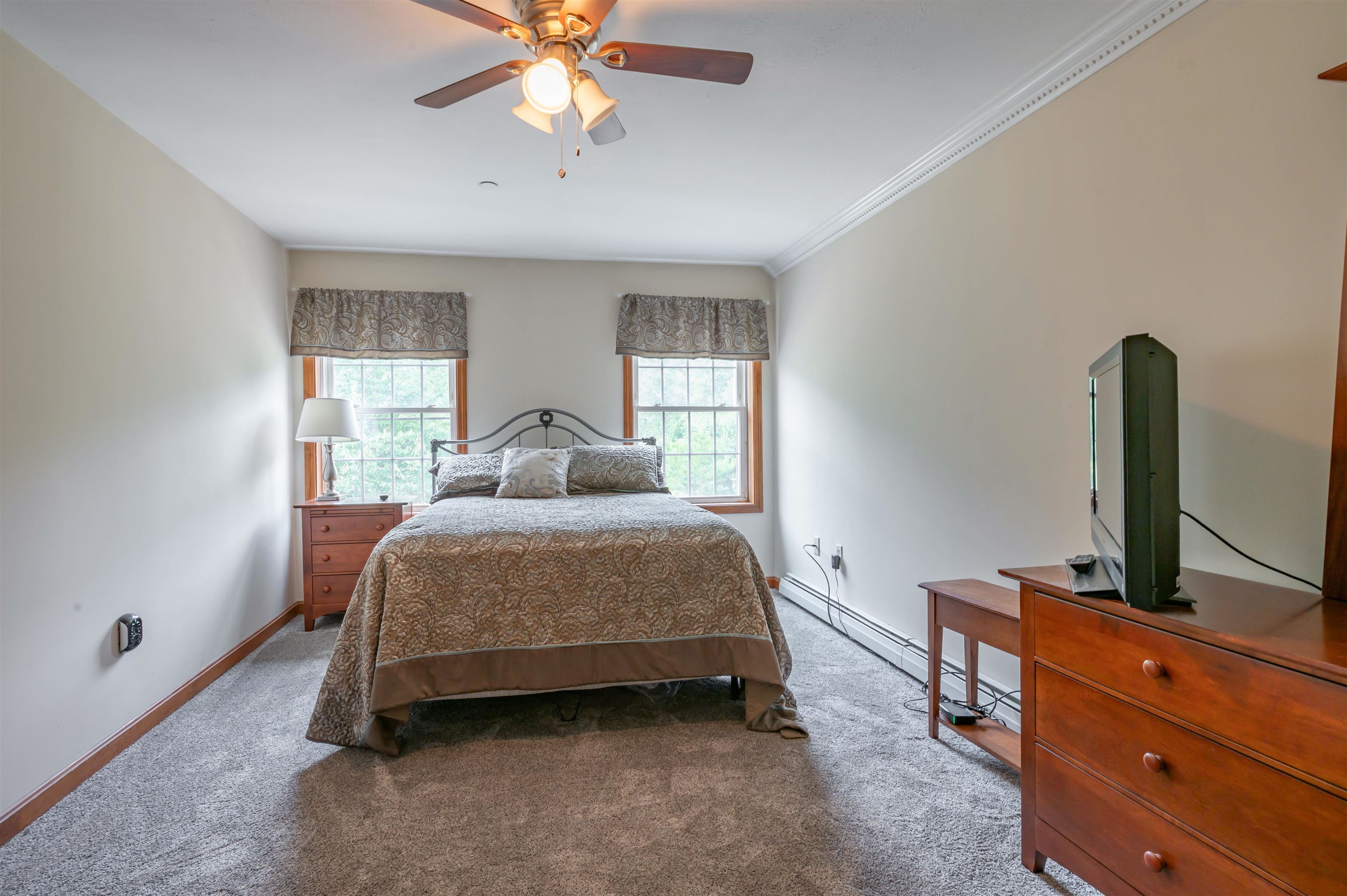 1060 River Road Weare, NH 03281 - Photo 17 of 35