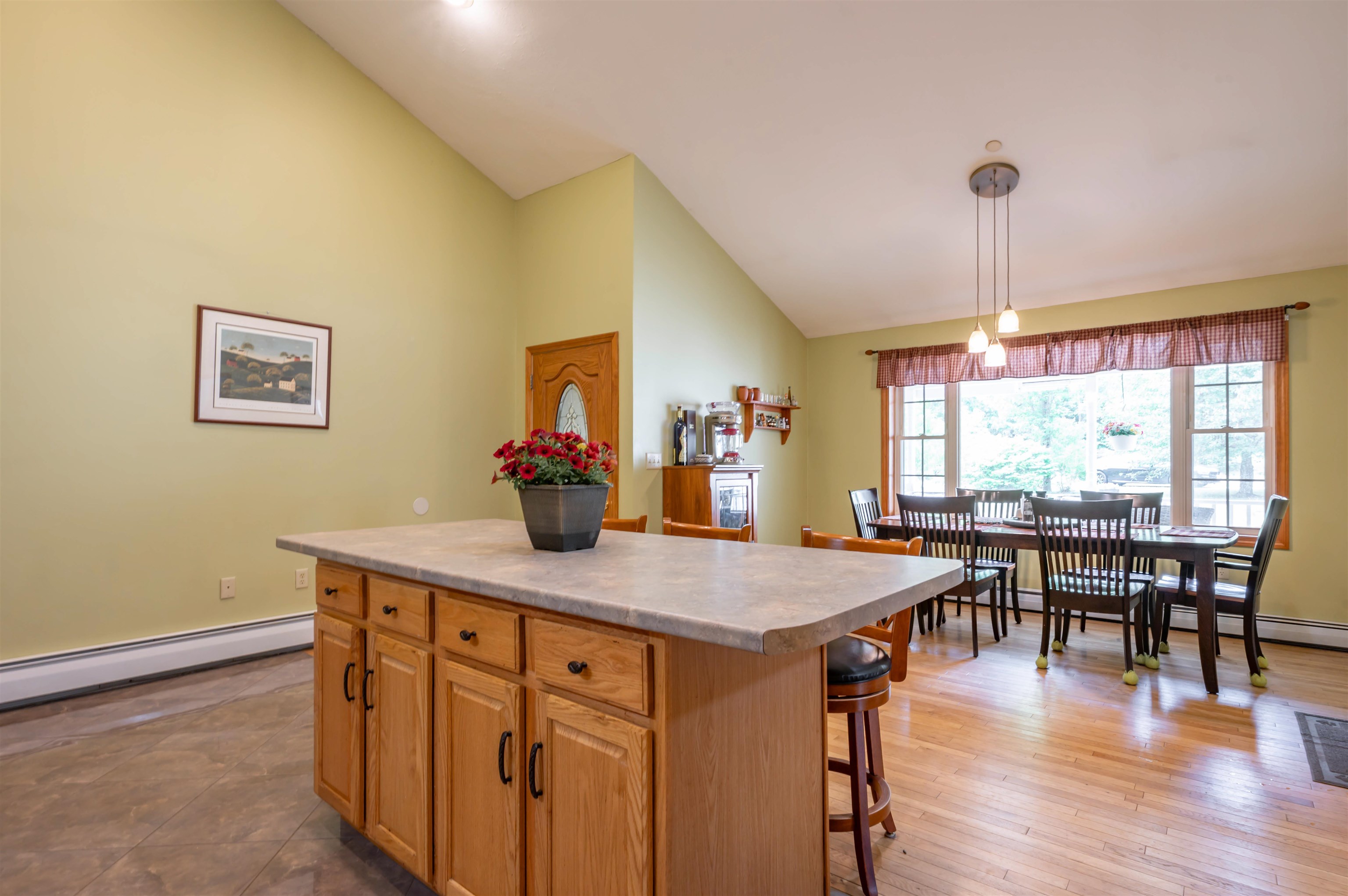 1060 River Road Weare, NH 03281 - Photo 7 of 35