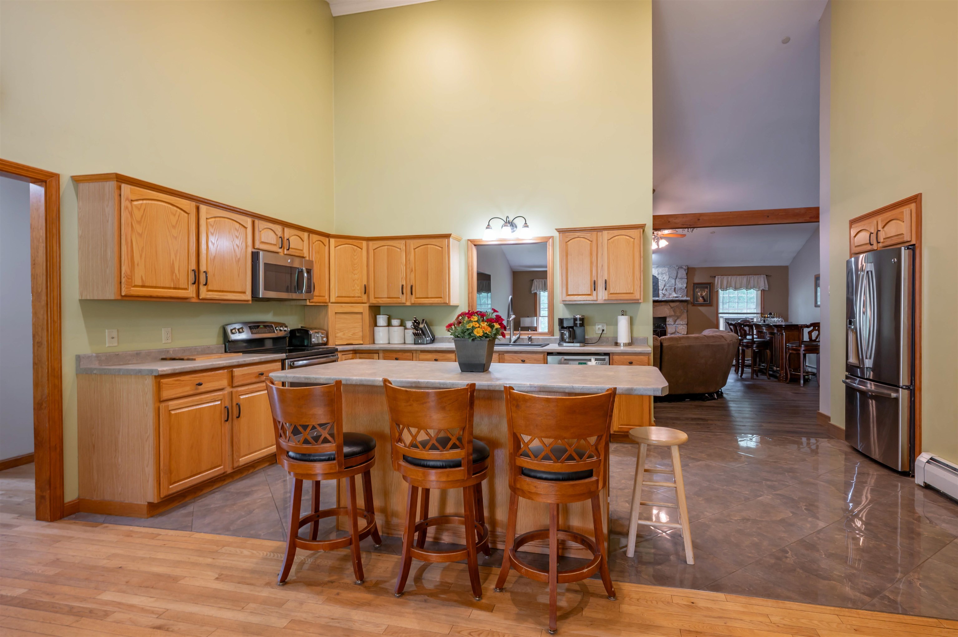 1060 River Road Weare, NH 03281 - Photo 8 of 35