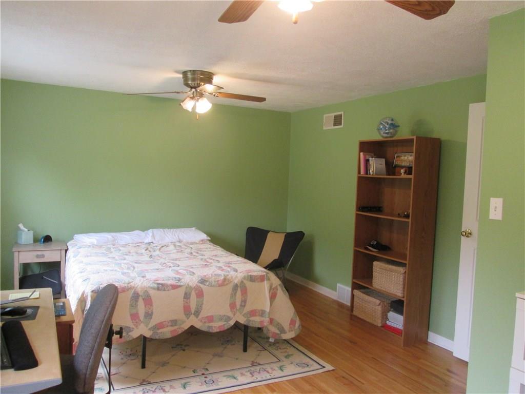 2340 Cramden Road Pittsburgh, PA 15241 - Photo 14 of 24 Gallery Image 14