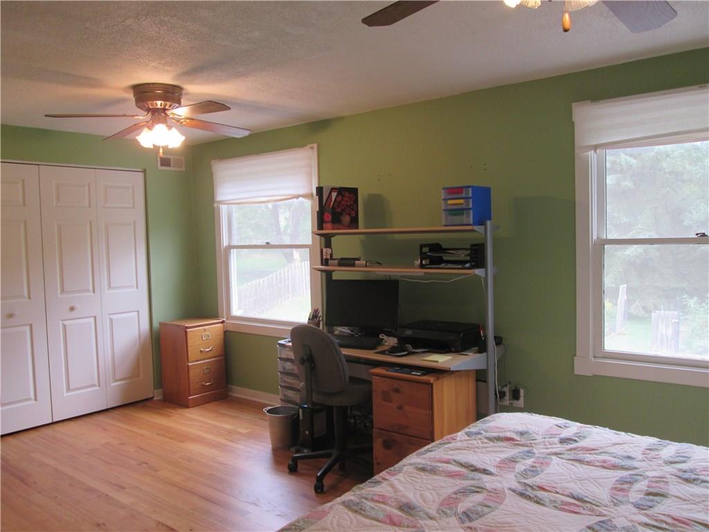 2340 Cramden Road Pittsburgh, PA 15241 - Photo 15 of 24 Gallery Image 15