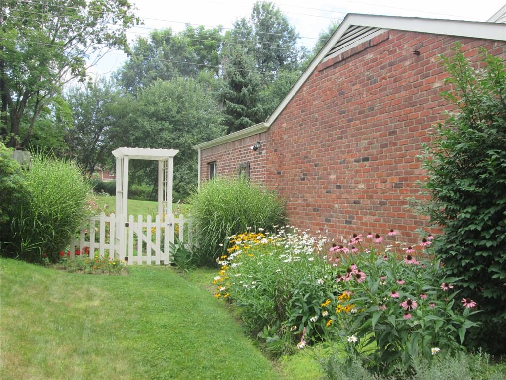 2340 Cramden Road Pittsburgh, PA 15241 - Photo 21 of 24 Gallery Image 21