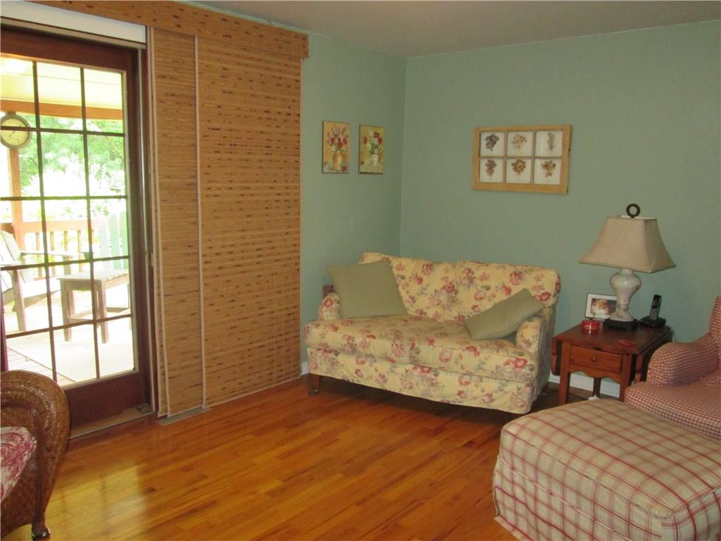 2340 Cramden Road Pittsburgh, PA 15241 - Photo 7 of 24 Gallery Image 7