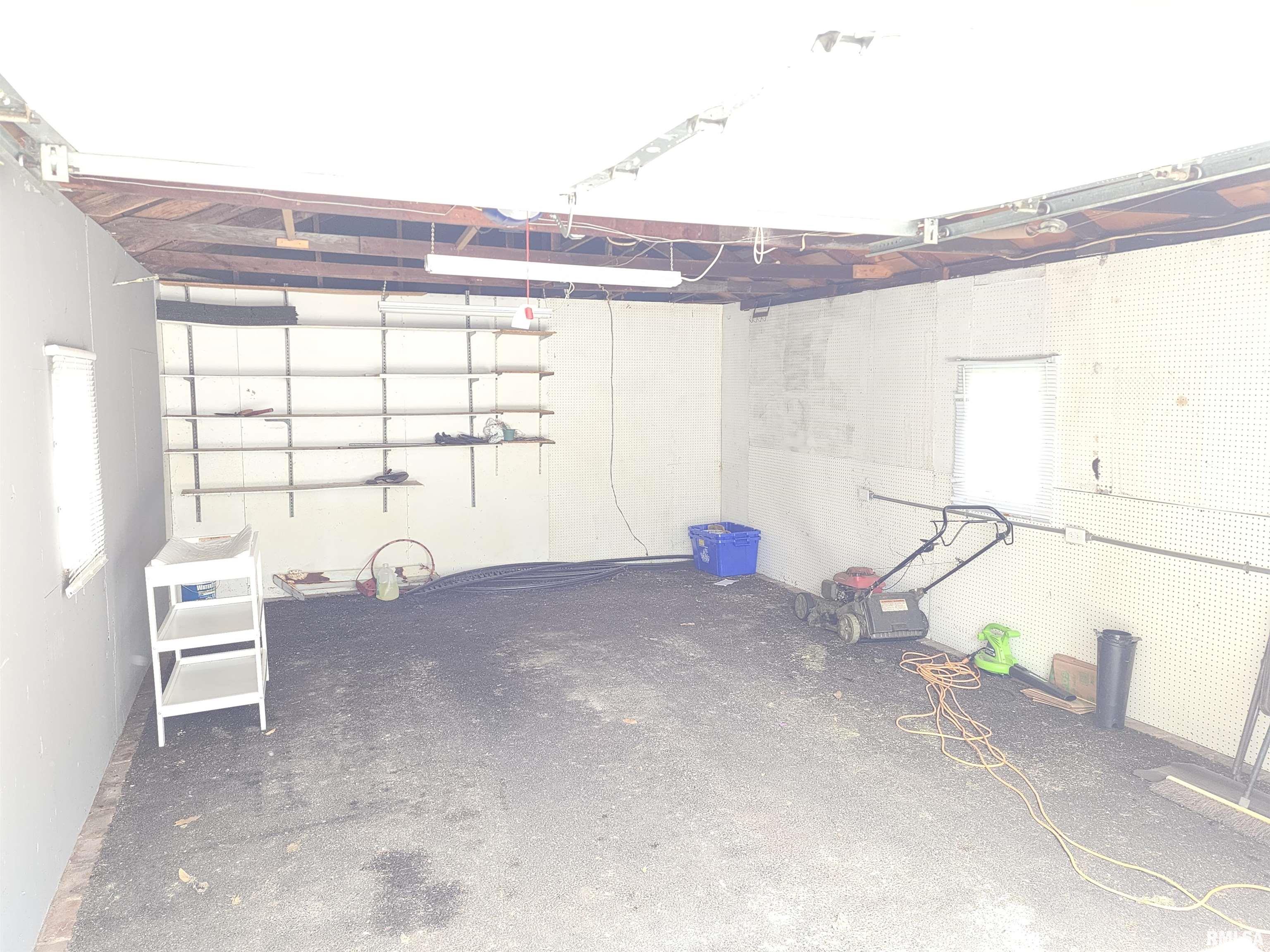 2537 Holmes Avenue Springfield, IL 62704 - Photo 34 of 34