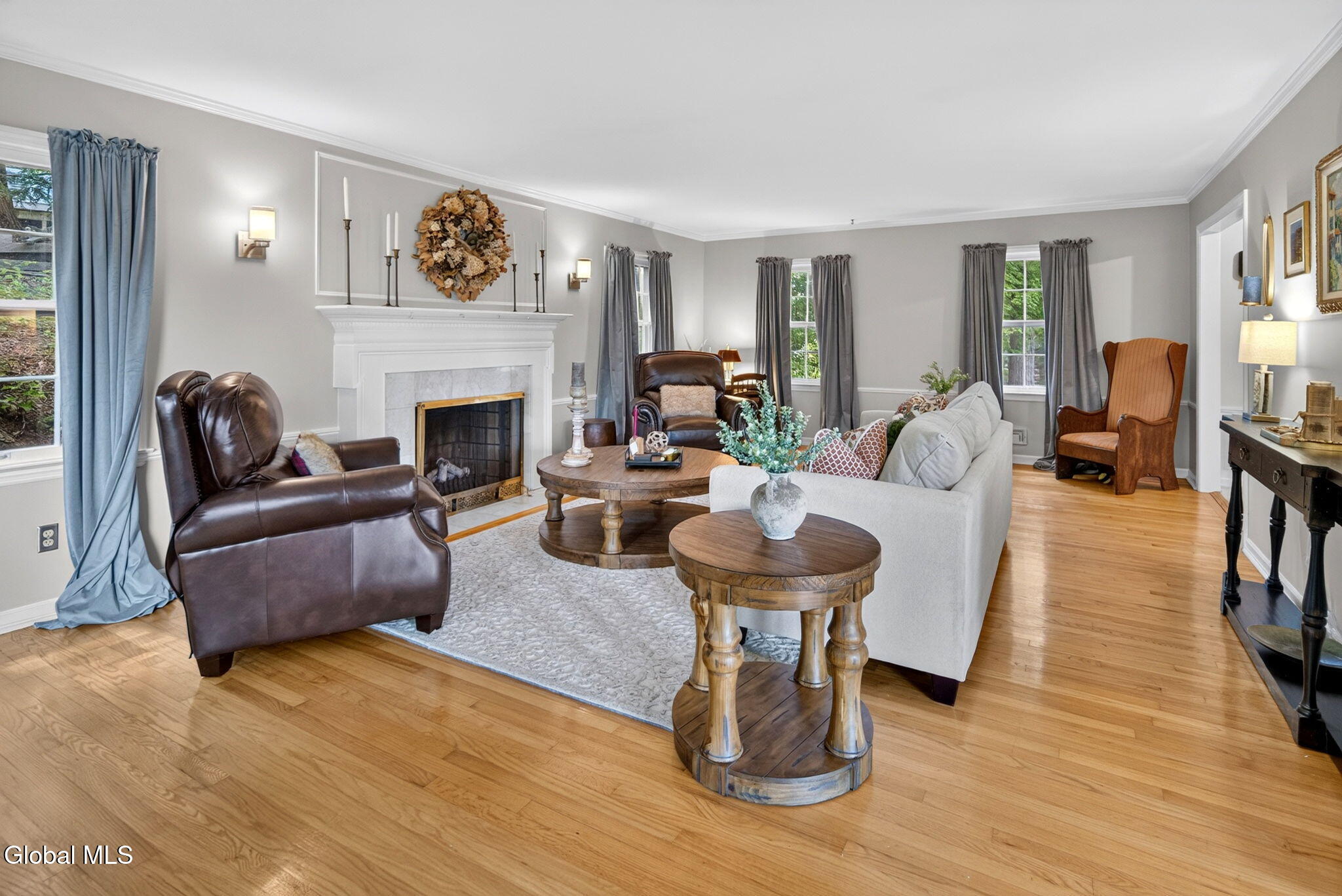 1376 Ruffner Court Niskayuna, NY 12309 - Photo 5 of 42 Interior 03