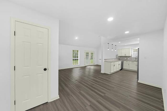 9910 Robin Court Conroe, TX 77385 - Photo 11 of 32