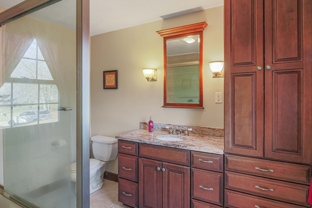 26 Middlemost Way Stow, MA 01775 - Photo 16 of 41