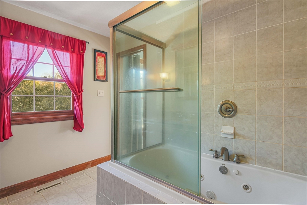 26 Middlemost Way Stow, MA 01775 - Photo 17 of 41